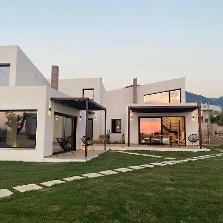 Olivomare Villa Kyparissia Exterior photo